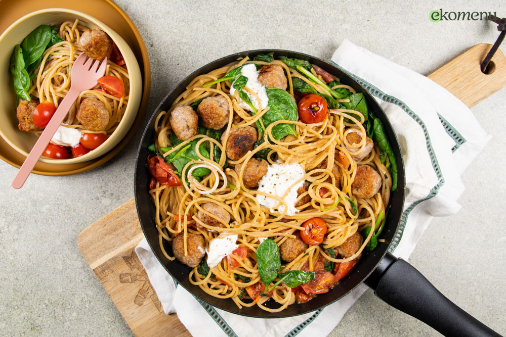 Spaghetti met zelfgemaakte gehaktballetjes