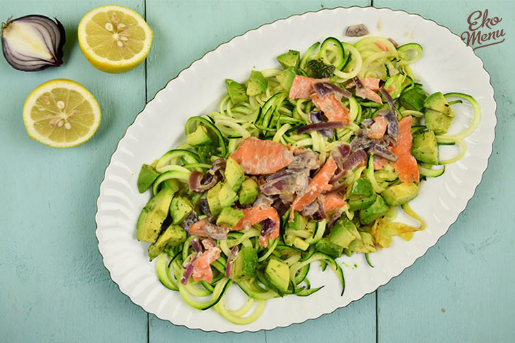 Courgetti met zalm-roomsaus
