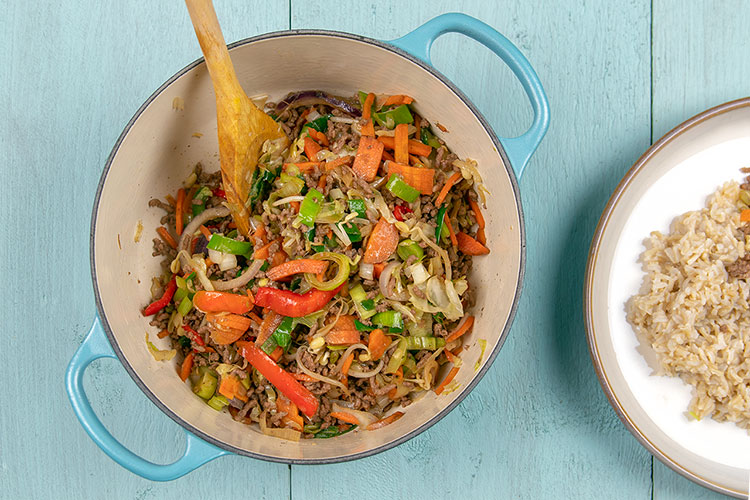 Supersnelle groenten-rijstschotel