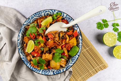 One pot jackfruit chili met krieltjes