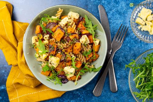 Geroosterde pompoen met blauwe kaas