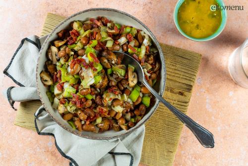 Koolhydraatbewuste captain's dinner met piccalilly