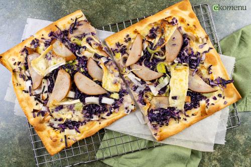 Flammkuchen met rode kool