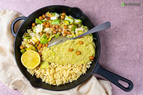 Courgette baba ganoush met sesam