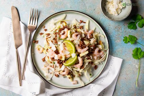 Carpaccio van witte kool met garnalen