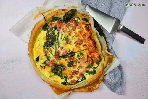Spinazie-ricotta quiche met hamreepjes
