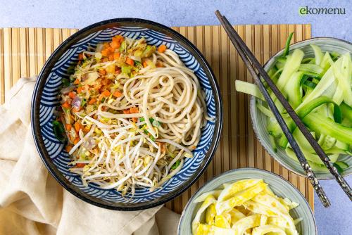 Supersnelle bami met eilinten