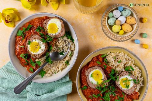 Vogelnestjes in tomatensaus