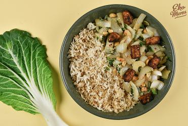 Gebakken basmatirijst met tempeh