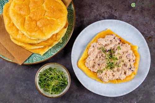 Wolkenbroodje met tonijnsalade