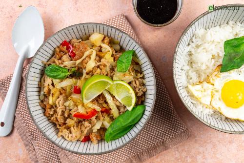 Thaise roerbak (Pad Kra Pao) met kipgehakt