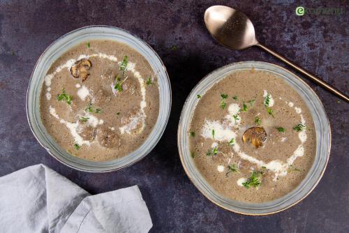 Keto romige champignonsoep