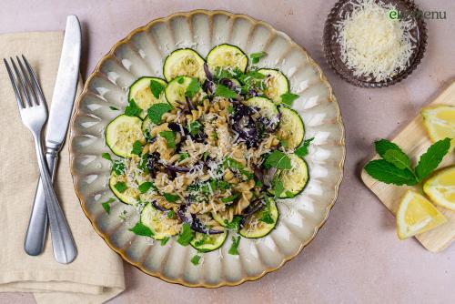 Carpaccio van courgette met gruyere