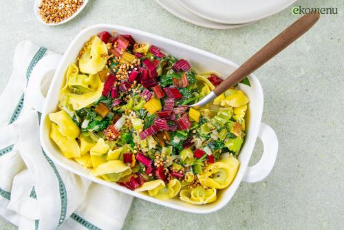 Tortellini met snijbiet à la crème