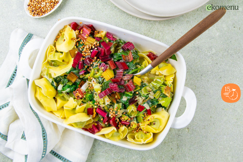 Tortellini met snijbiet en spinazie à la crème