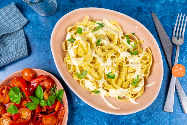 Cacio e pepe tagliatelle met romige cottage cheese