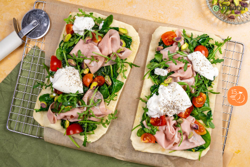 Flammkuchen met zachte mortadella