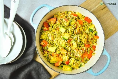 Kleurrijke groenten paella
