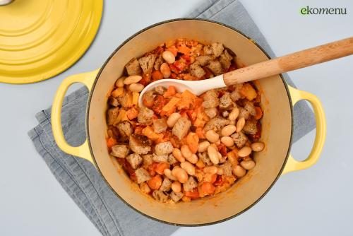 Cassoulet met paprika, raapjes