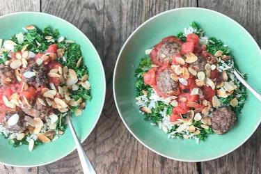 Lamsgehaktballetjes in tomatensaus