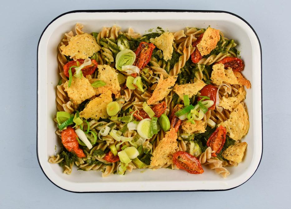 Fusilli met prei-roomsaus, tomaatjes