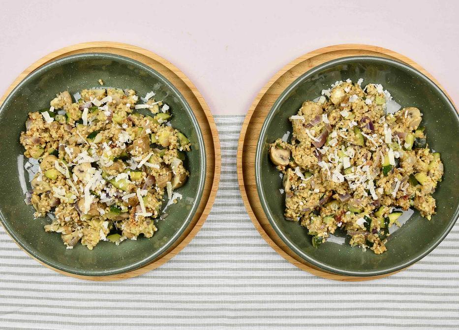 Snelle bulgur schotel met courgette
