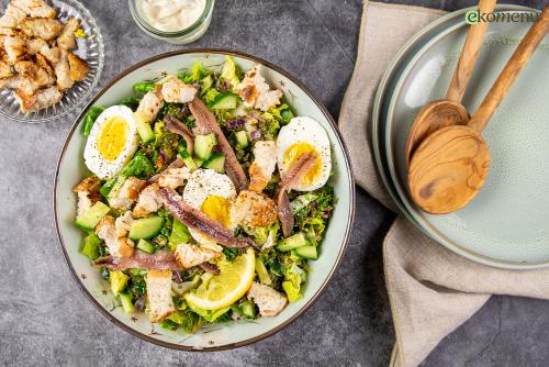 Caesar - boerenkoolsalade met ansjovis en croutons