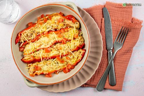 Keto gevulde paprika tuna melt