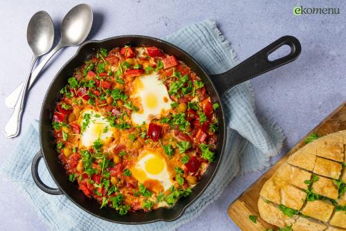 Shakshuka met knapperig desembrood