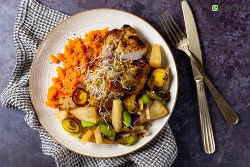 Gestoofde koolrabi met varkensfilet