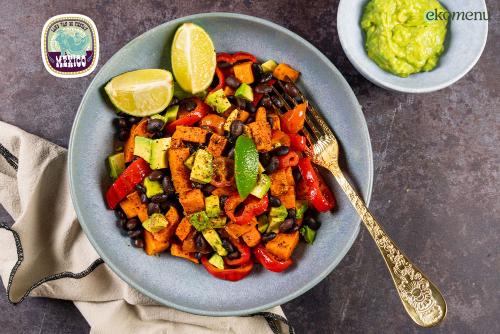 Tex Mex salade met geroosterde zoete aardappel