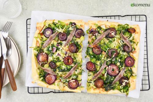 Andijvie flammkuchen met ansjovis