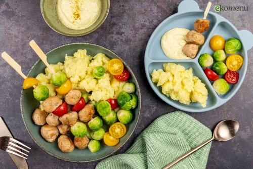 Gehakt-groentespiesjes met gouden yoghurt