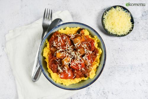 Romige polenta met oude kaas