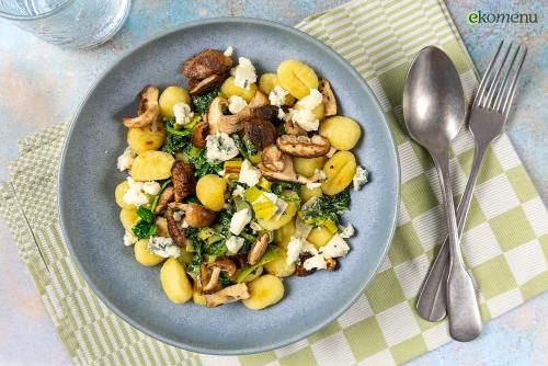 Gnocchi met korenbloem blauwe kaas