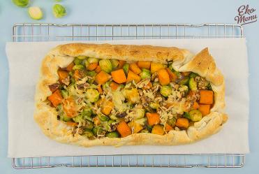 Herfstgalette met spruiten, pompoen