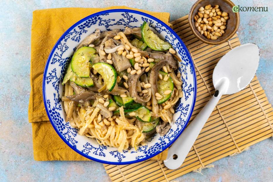 Romige miso noodles