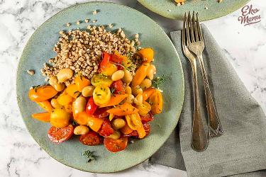 Parelgort met tomaten-tijmsaus