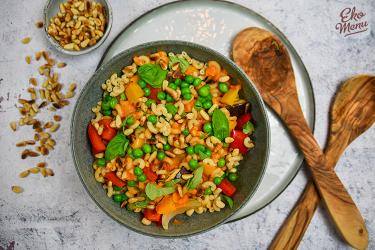 Macaroni met geroosterde aubergine, paprika