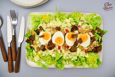 Waldorfsalade van bleekselderij