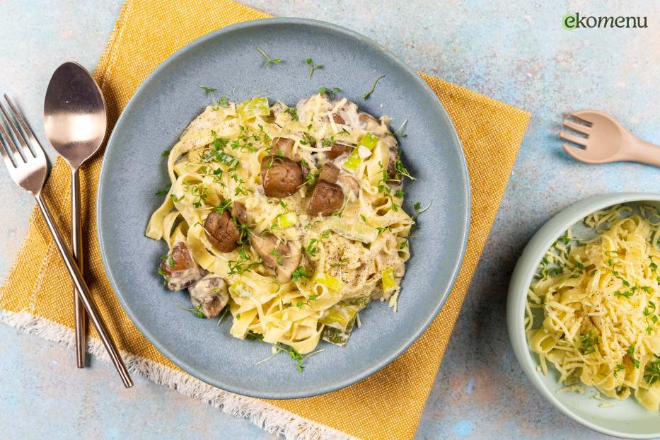 Verse tagliatelle met romige champignonsaus