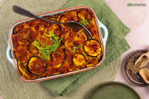 Ayurvedische gele linzen lasagne