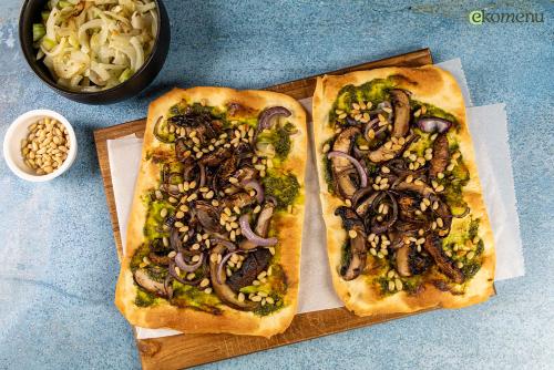 Flammkuchen met pesto en portabella