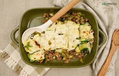 Keto Courgette canneloni met kipgehakt