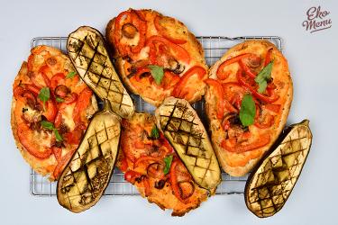 Naanpizza met Légumaise en mozzarella