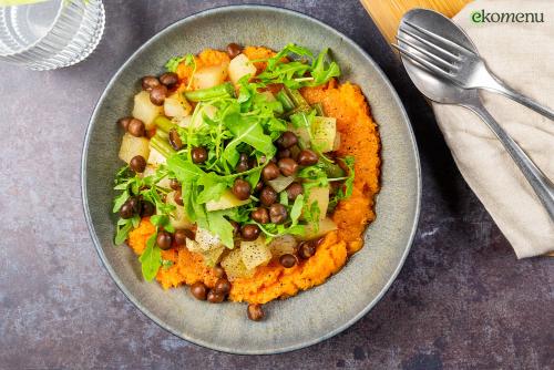 Groentestoofpotje met koolrabi en kapucijners