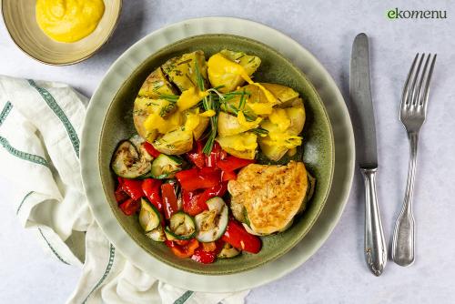 BBQ Courgette kip met paprika