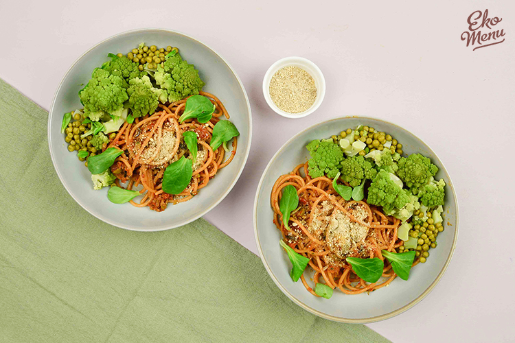 Spaghetti met broccoli, tatsoi